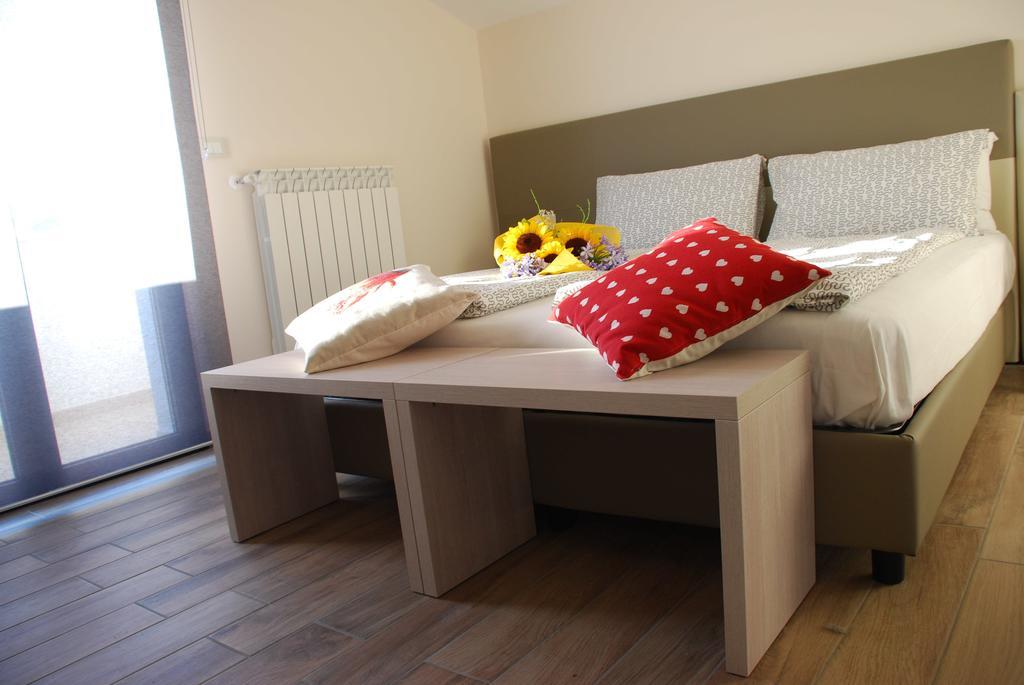Montesilvano Marina B&B Raffaello A Mare חדר תמונה